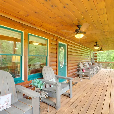 Moonshine Manor Cabin With Hot Tub, Near Lake Lure